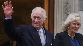 Rey Carlos III recibe el alta tras exitosa cirugía de próstata