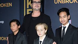 Brad Pitt sin sus hijos, revelan pasará celebridades decembrinas con su nuevo amor