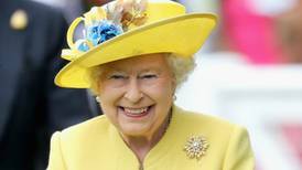 Reina Isabel II: celebridades lloran la muerte de la monarca británica a los 96 años