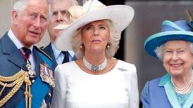 Aseguran que Camilla Parker habría robado parte de la fortuna de la reina Isabel II