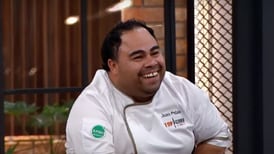 Recluta Álvarez llena de risas el estudio de Top Chef VIP con singular chascarro