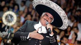 Vicente Fernández estaría imposibilitado para volver a cantar, especulan especialistas