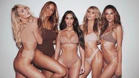 Kim Kardashian logra el reencuentro más icónico de supermodelos en la nueva campaña de SKIMS