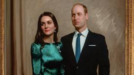 Kate Middleton y el príncipe William: los detalles ocultos en el vestuario de su pintura oficial