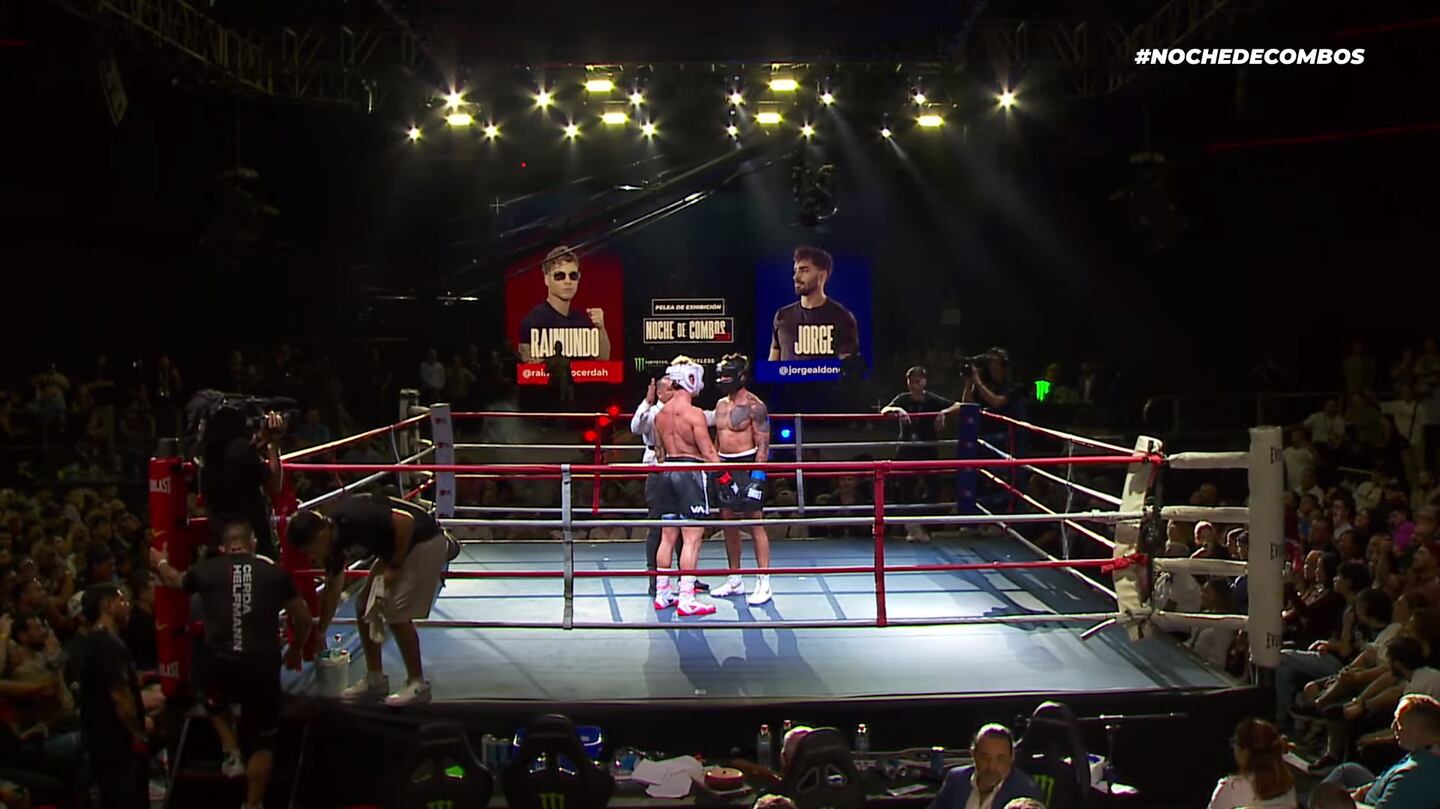 Jorge Aldoney y Raimundo Cerda se pelearon en un ring de boxeo.