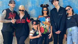Hijos de Kourtney Kardashian agradecen a Travis Barker el Día del Padre