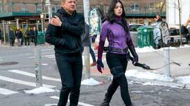 Primer vistazo de "Hawkeye" muestra el encuentro entre Clint Barton y Kate Bishop en la nueva serie del UCM