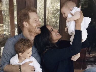 Príncipe Harry revela cómo se comunica con Meghan y sus hijos mientras está en el Reino Unido