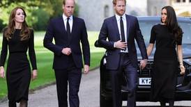 Harry y Meghan Markle accedieron a mostrarse en público porque el príncipe William insistió