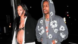 Rihanna y A$AP Rocky celebran felices su "baby shower" tras el arresto del rapero