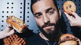 Maluma: Dónde ir a comer los perros calientes y las hamburguesas de su restaurante “Dembow”