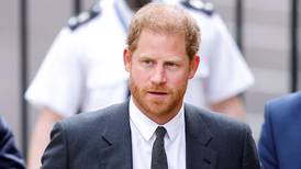 Aseguran que el príncipe Harry se enteró de la enfermedad del rey Carlos III por la prensa 