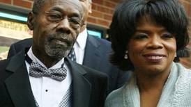 Oprah Winfrey dedica emotivo mensaje de despedida para su padre