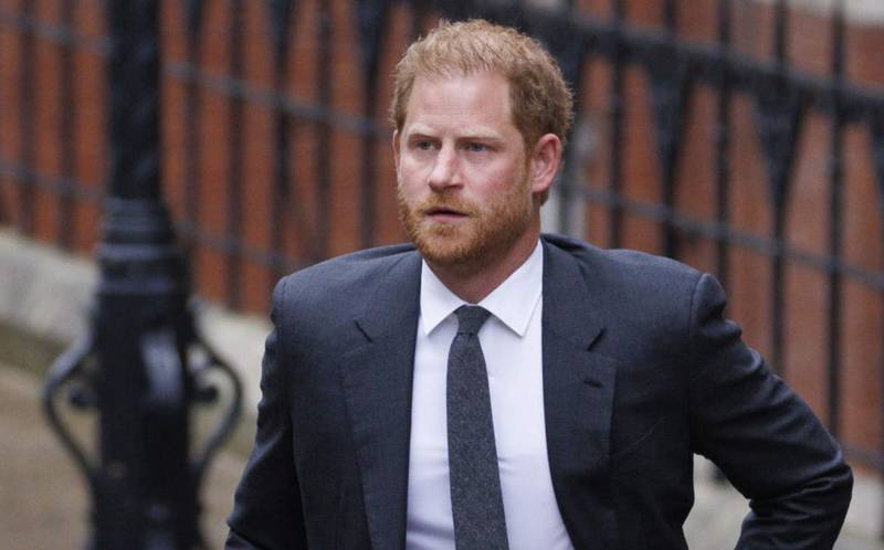 El duque de Sussex espera una disculpa completa de la familia real