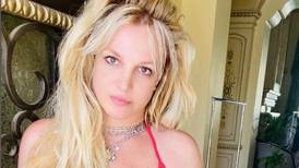 Britney Spears aparece sin su anillo de bodas días después de que su esposo se quitara el suyo