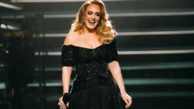 Adele consigue cambiar el modo aleatorio de Spotify por su disco "30": "Nuestro arte cuenta una historia"