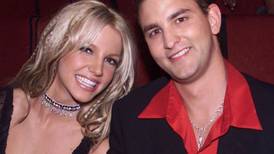 Britney Spears explota contra su hermano y aclara que nunca lo invitó a su boda