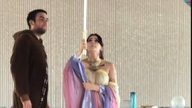 VIDEO: Pareja revela el sexo de su bebé con sable de luz de "Star Wars"