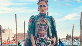 Jennifer Lopez lució espectacular en el desfile de Dolce & Gabbana