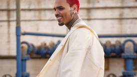Chris Brown hace berrinche tras perder premio en los Grammy 2023