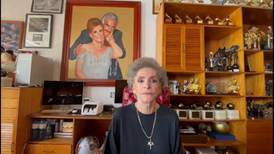 Doña Cuquita percibe la presencia de Vicente Fernández: "salgo y platico con él"