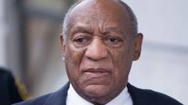 Bill Cosby es declarado culpable de abuso a menor de edad en mansión de Playboy
