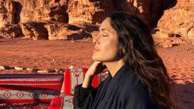Salma Hayek presume sus lujosas vacaciones a Jordania