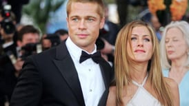 Brad Pitt, su nueva novia y Jennifer Aniston pasaron el Año Nuevo en la playa de Los Cabos, México