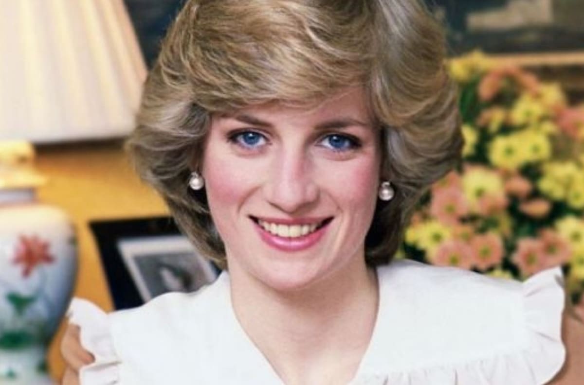 Hermano de la princesa Diana comparte fotos del conmovedor tributo a Lady Di en casa de su infancia