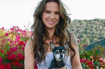 Kate del Castillo llora la muerte de su mascota y los astros podrían conocer la causa