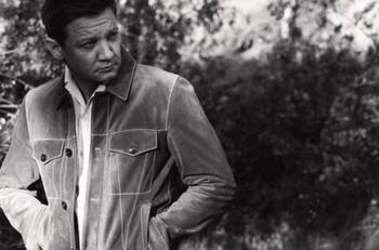 Jeremy Renner: el actor sufre accidente en la nieve, está en situación “crítica, pero estable"