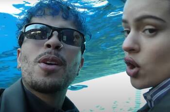 Rosalía y Rauw Alejandro se casan: la pareja anunció su compromiso en el video de "Beso"