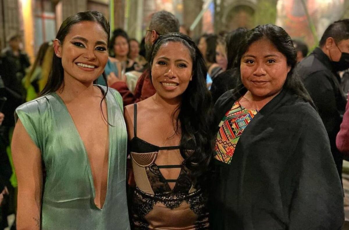 Yalitza Aparicio deslumbra envuelta en un Gucci durante Premios Ariel 2022