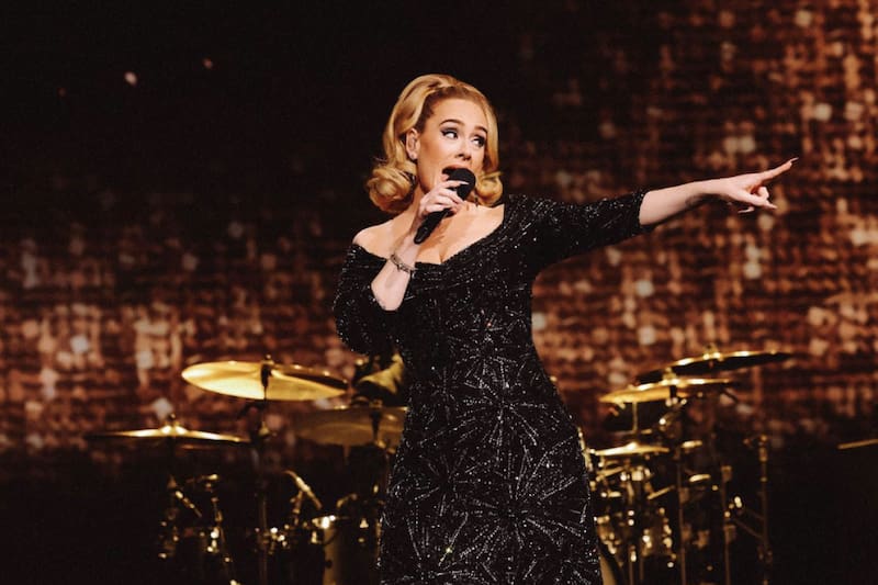 Adele La artista estaría pronta a sacarse. - Créditos: IG Adele