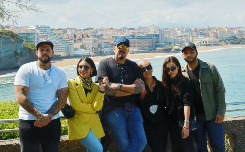 Familia Aguilar El interprete y sus hijos recordaron a la fallecida Flor Silvestre - Créditos: Instagram @pepeaguilar_oficial