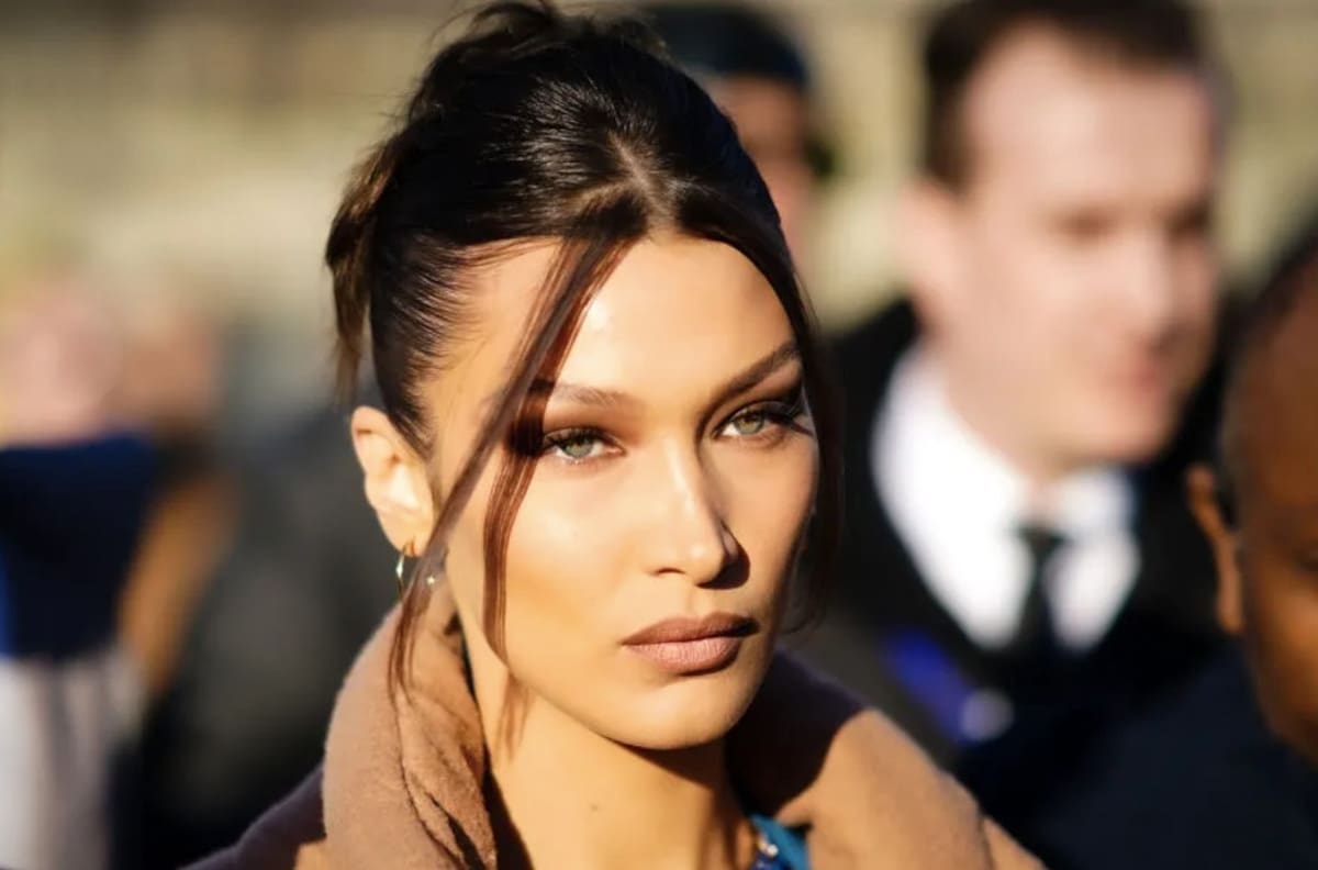 El peinado bumpit de los 2000 regresó y ya lo lleva Dua Lipa y las hermanas Hadid