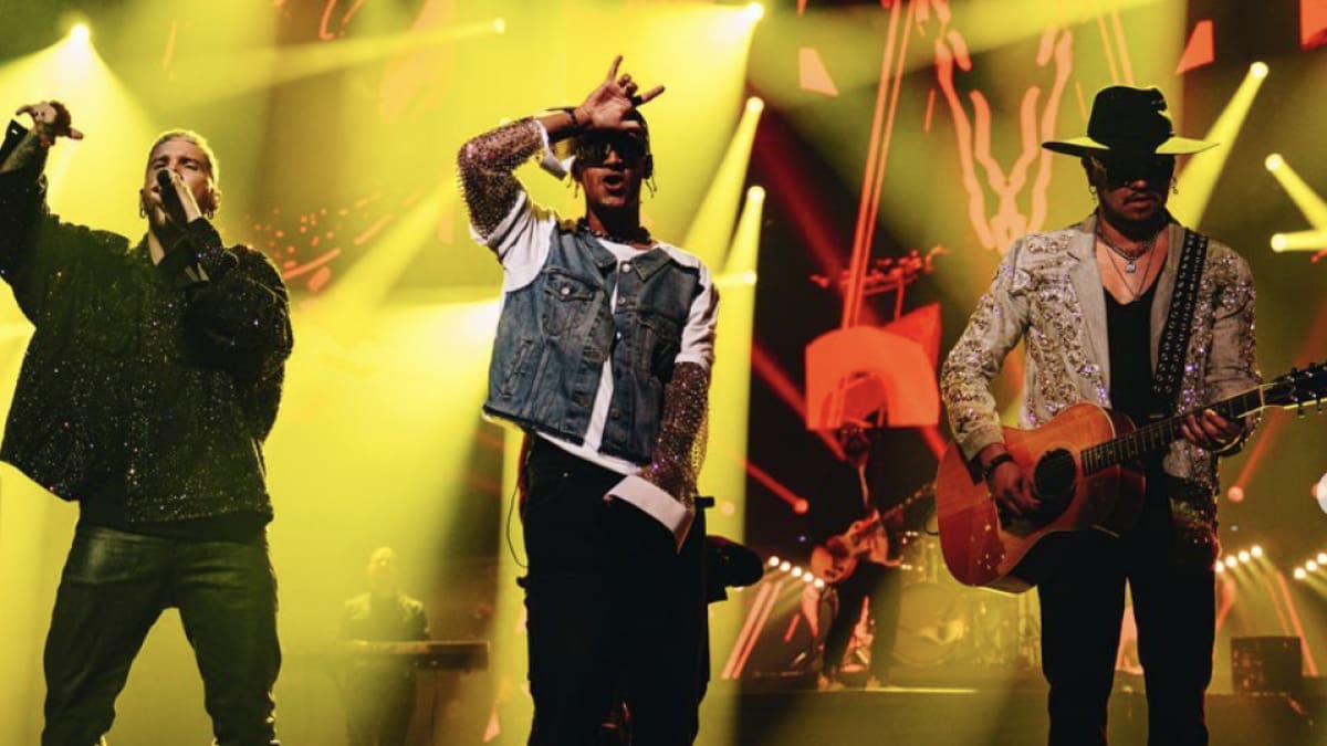 El tremendo susto que se llevaron los integrantes de “Piso 21” en pleno concierto