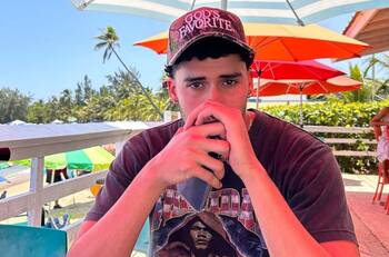 Este es Bernie Martínez, el hermano modelo de Bad Bunny