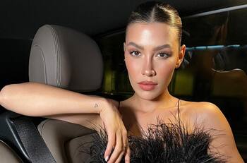 Michelle Salas deslumbra con espectacular vestido de cuento de hadas en Cannes