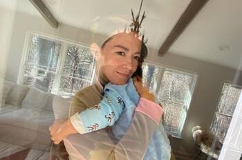 Fernanda Castillo vive una sentimental despedida con su hijo