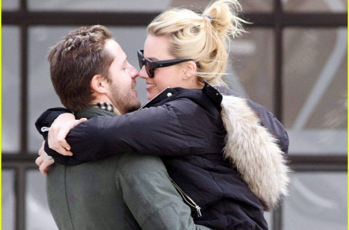 Margot Robbie y Tom Ackerley comparten amor y negocios y la Astrología podría conocer la causa