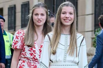 Princesa Leonor y la infanta Sofía acudirán a partido de futbol en Londres