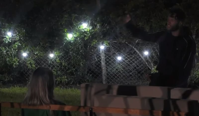 Fabio Agostini discute con Gabrieli Moreira.