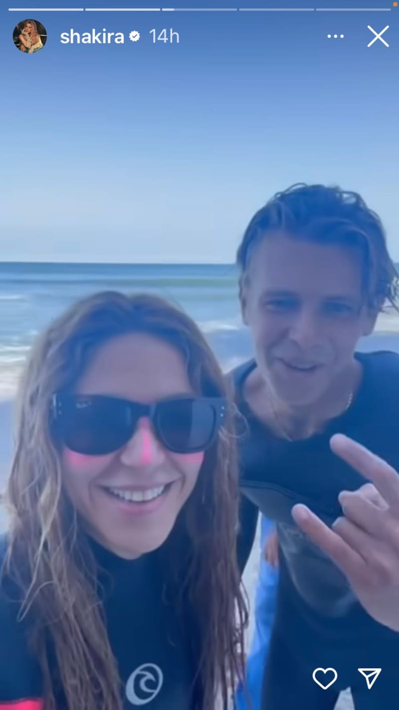 La cantante esta en Malibu