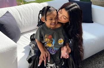 "Mi bebé creció": Kylie Jenner revela la cosa que su hija, Stormi, ya no le deja hacer