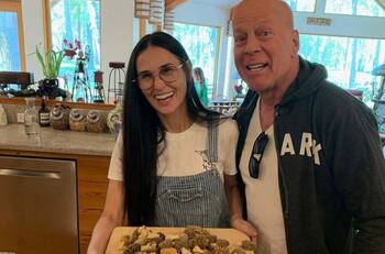 Bruce Willis reaparece en redes sociales con Demi Moore y rodeado de su familia