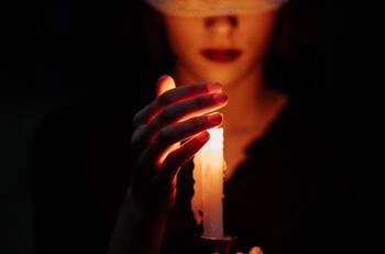 Descubre qué bruja eres según tu signo zodiacal