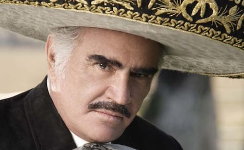 Vicente Fernández El cantante ha protagonizado diversos encándalos en sus más de 50 años de carrera - Créditos: