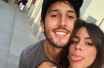 Aseguran que Tini y Sebastián Yatra estuvieron juntos durante toda la boda de Ricky Montaner