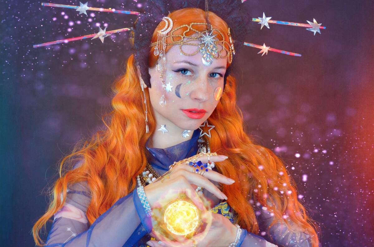 ¿Quieres iniciarte en la Astrología? 4 libros que podrían ayudarte a entender su mundo